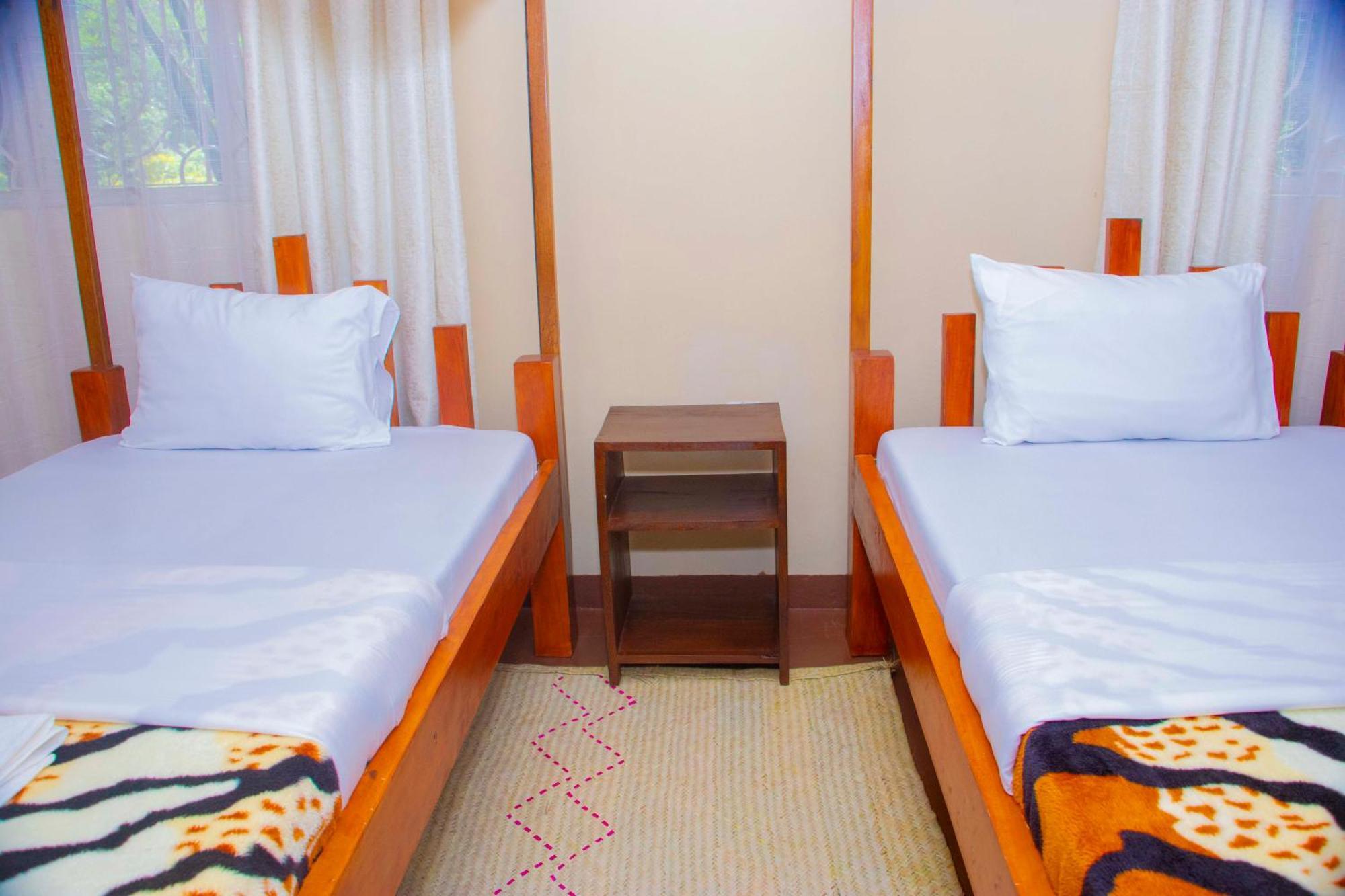 Shamba Hostel Usa River Bagian luar foto